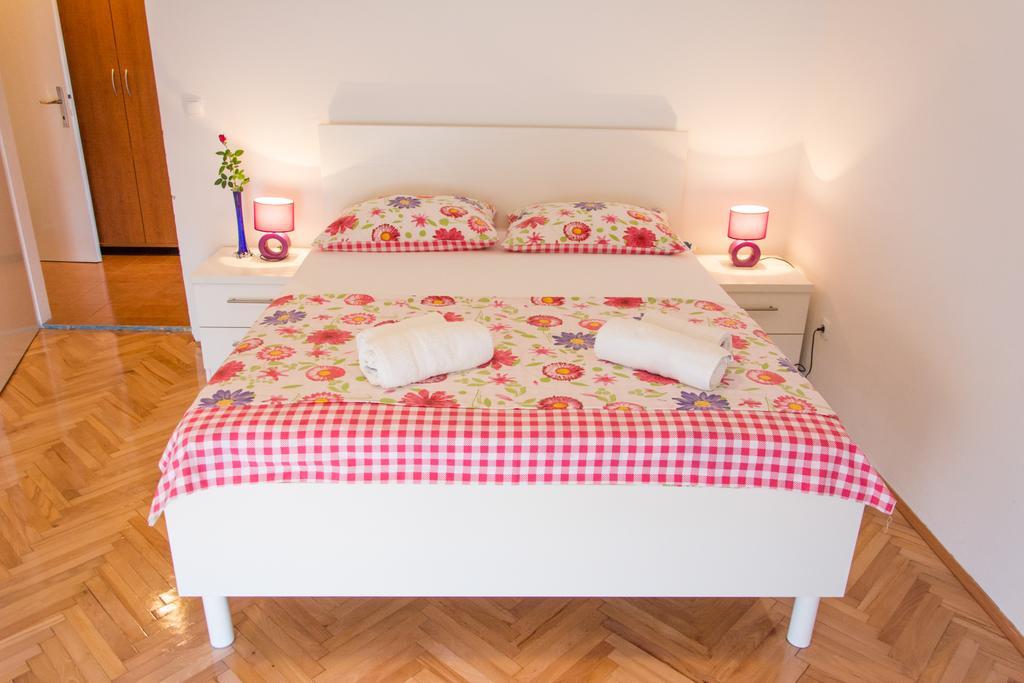 Apartment Klara 비오그라드나모루 외부 사진